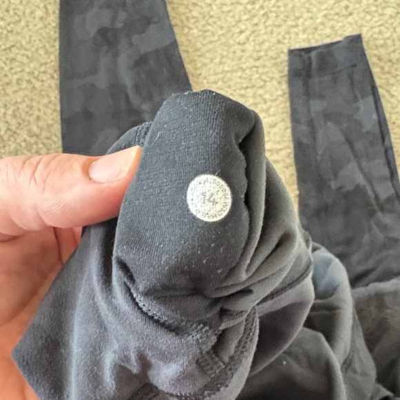 Lululemon Align - Picture 4 of 5